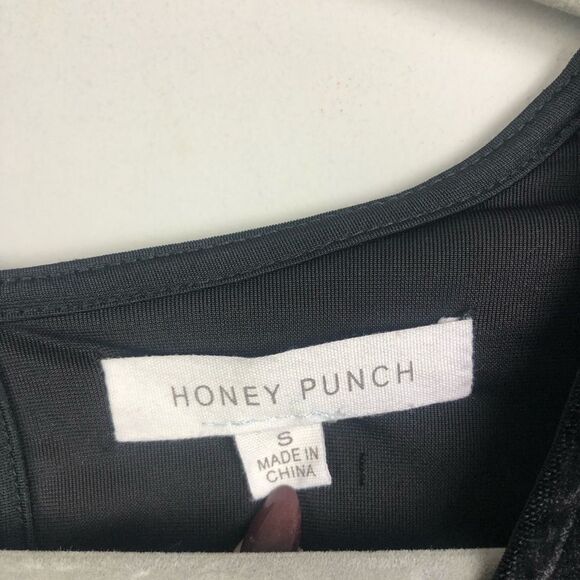 HONEY PUNCH | Velvet Black Long Sleeve Romper Wrap Front Cutout Back S - Picture 8 of 11